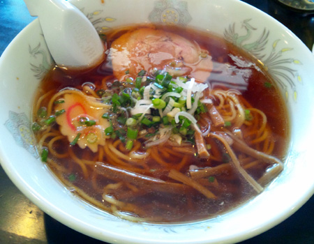 よし美さんの醤油ラーメン