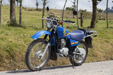 5月30日(日)　・・・　アプリリア SX125 ローダウンをしてみたら驚くほど低くなりました！