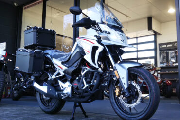 2月20日(土)　・・・　中古車 ホンダ XL250S (絶版希少車) 入荷展示中です。