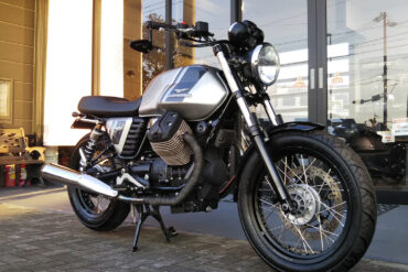 8月29日(日)　・・・　珍しく250ccの4気筒中古バイクが入荷しました。(スズキ バンディッド)